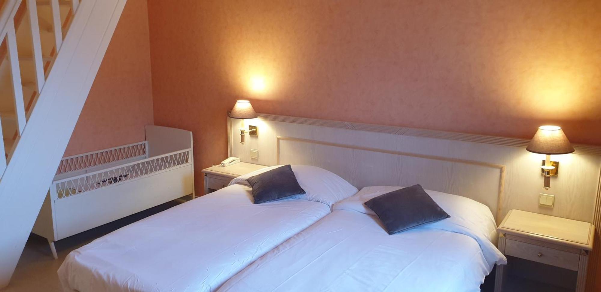 Logis L'Auberge Bourbonnaise Saint-Yorre Eksteriør billede