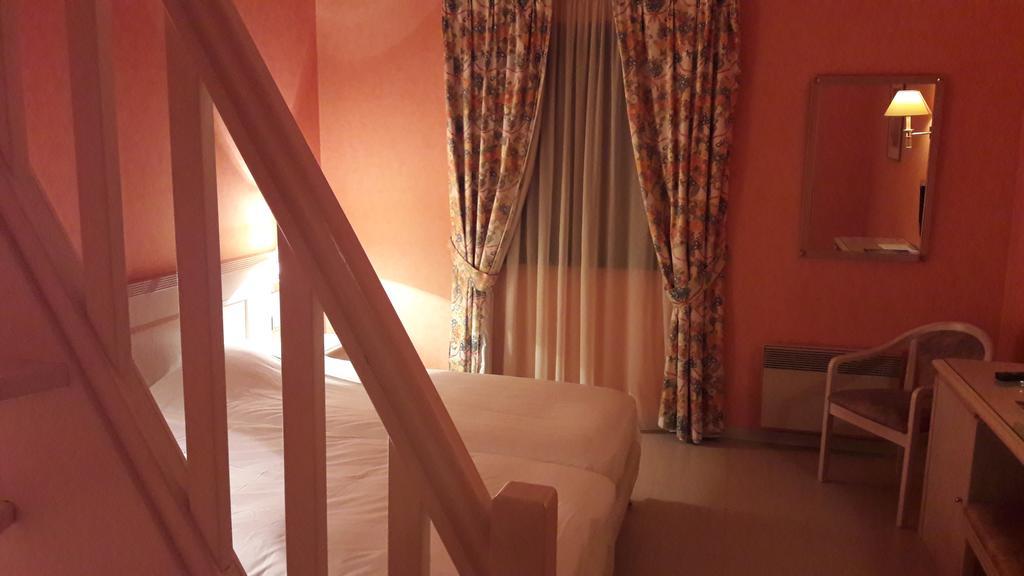 Logis L'Auberge Bourbonnaise Saint-Yorre Eksteriør billede